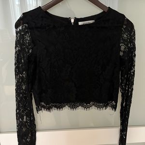 Long sleeve lace crop top